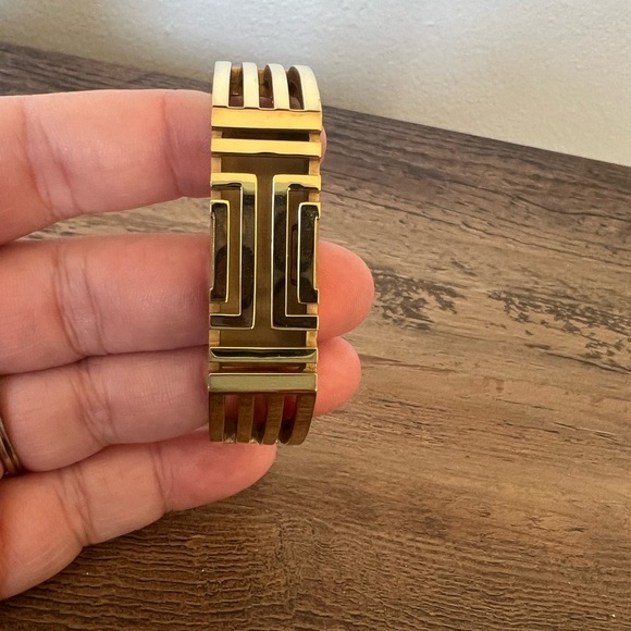 Tory Burch Fitbit hinged gold toned bracelet - Picture 2 of 6
